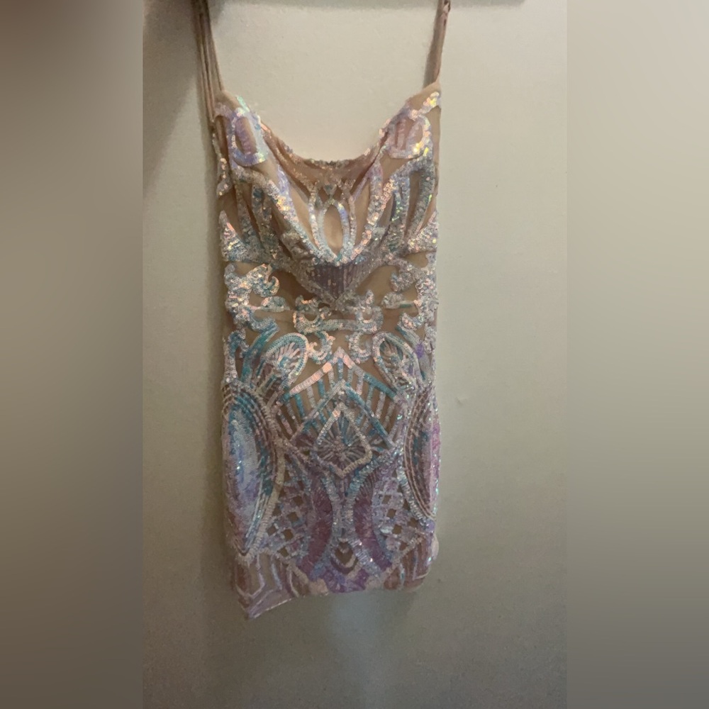 sparkly dress that has not been used. Came from package with no tag